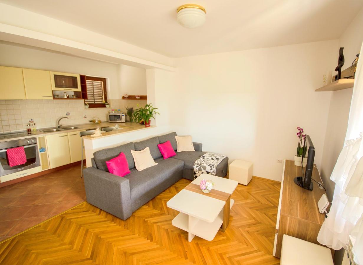 Apartment Ivis Vinkuran Εξωτερικό φωτογραφία
