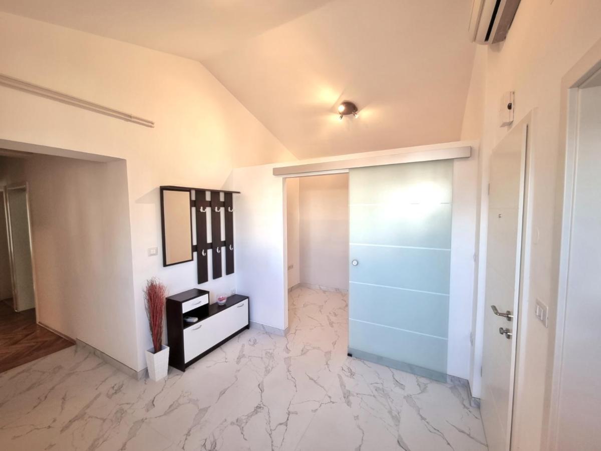 Apartment Ivis Vinkuran Εξωτερικό φωτογραφία